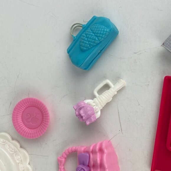 Barbie Accessories Lot Cake Purses Flowers Vintage Blue Purse American Girl Doll - Picture 7 of 11